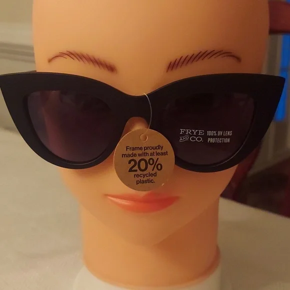 FRYE AND CO. | Accessories | Frye Co Cat Eye Sunglasses  display picture 1